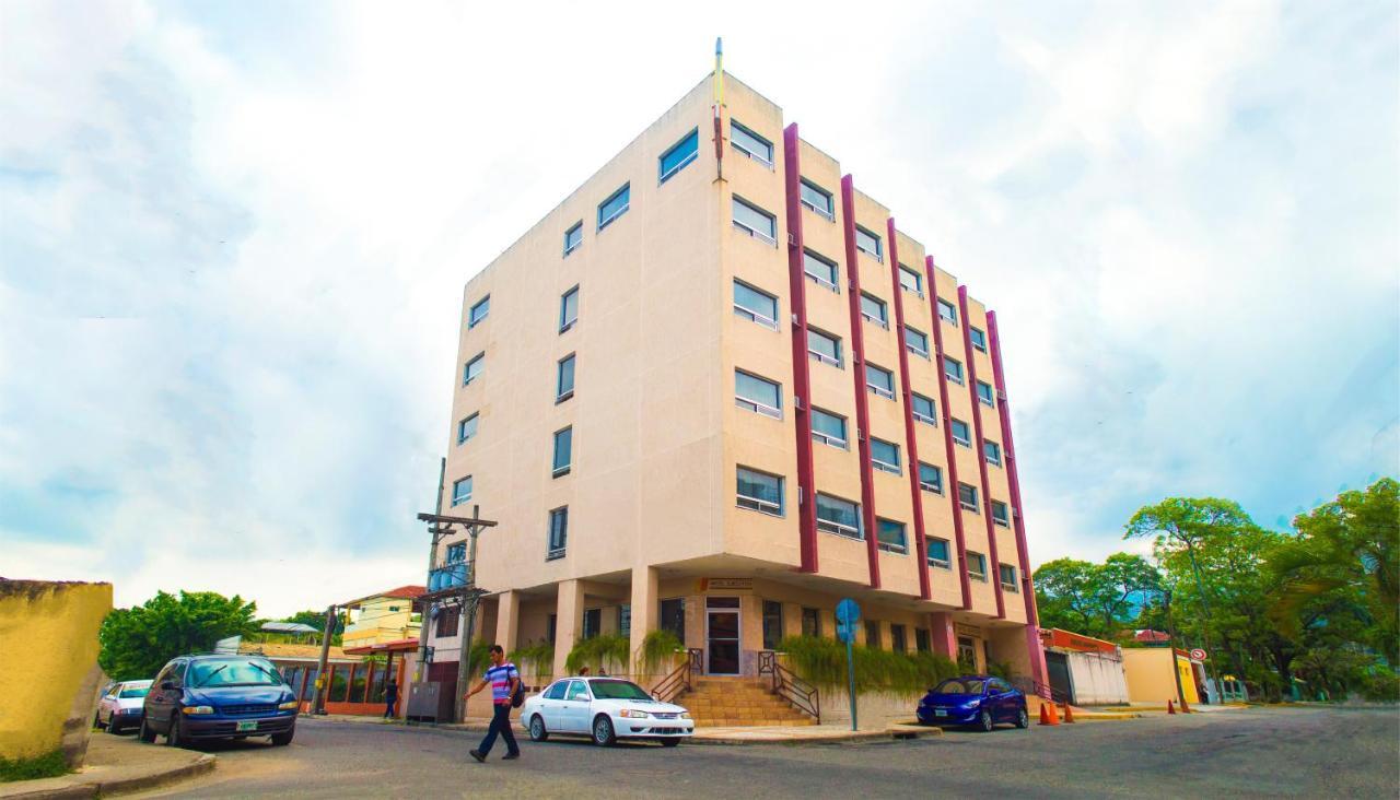 Hotel Ejecutivo Сан-Педро-Сула Экстерьер фото